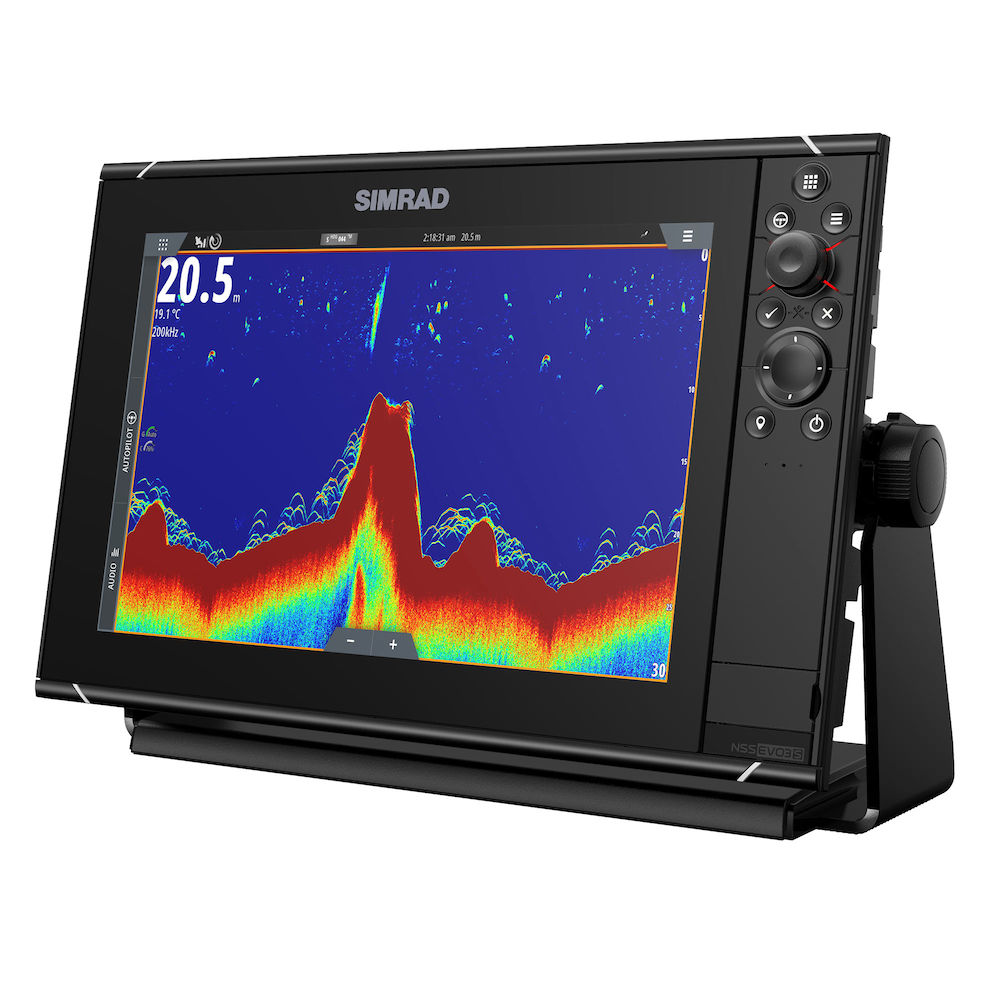 NSS12 evo3S with world basemap & HALO20+ Radar